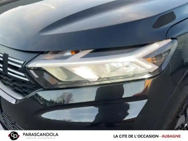 Dacia Sandero 1.0 tce 90ch journey — photo 12