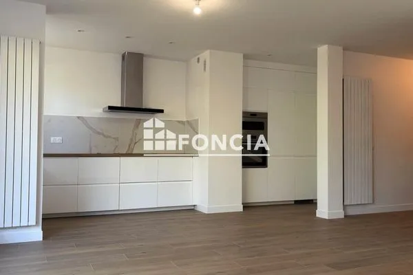 Appartement 4 pièces 99 m²