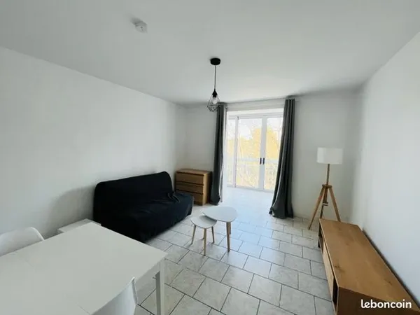 Studio 1 pièce 27 m²