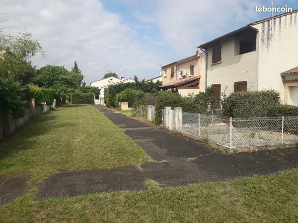Maison F3 a aigueleze 81