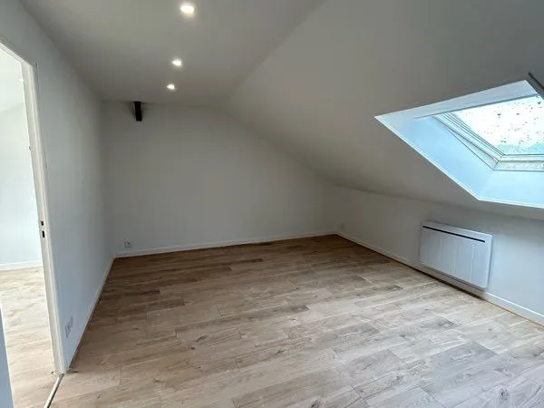 F2 refait à neuf hyper centre Château Thierry