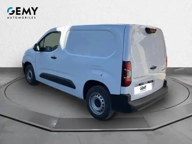 Citroën Berlingo van m diesel 100 ch manuelle — photo 24