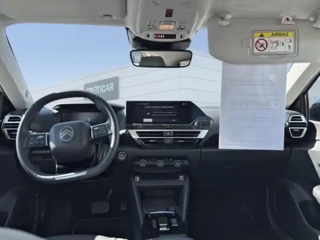 Citroën C4 electrique 156ch 54kwh autonomie étendue max — photo 11
