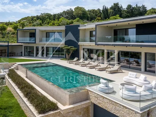 Arrière-pays Cannois - Villa contemporaine neuve avec vue panora