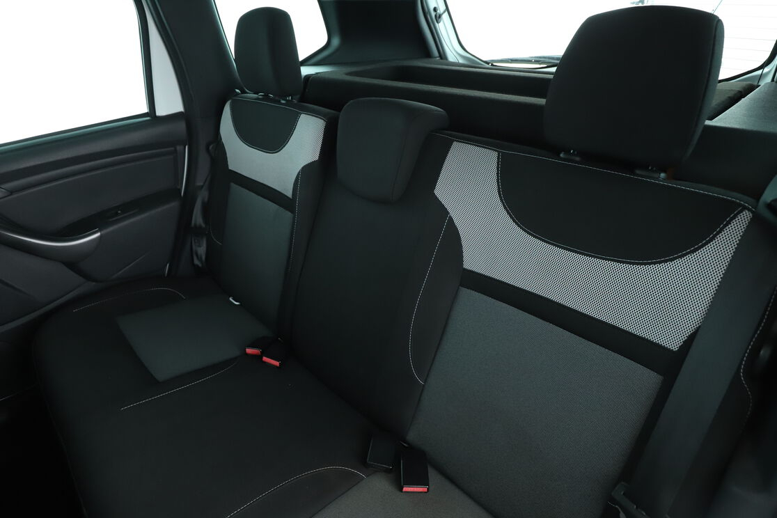 Dacia Duster 1.5 dCi Prestige 4x2 — photo 13