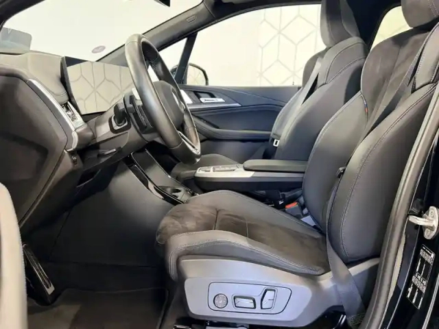 Bmw Serie 2 active tourer 218i 136 ch dkg7 — photo 13