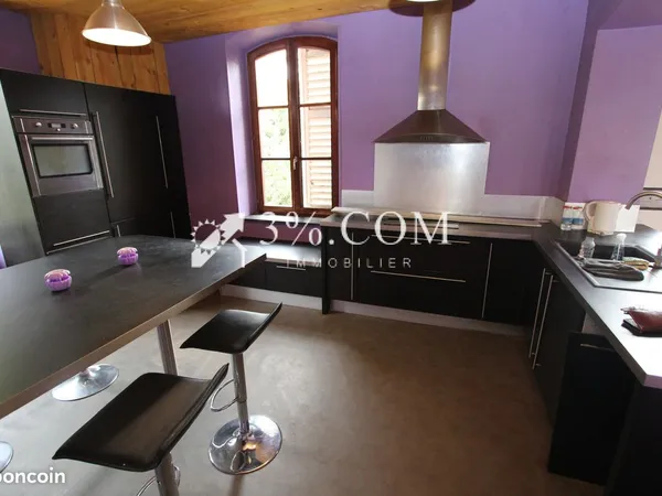 Maison 7 pièces 200 m²