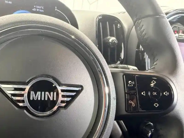 Mini Mini countryman 125 - 95 ch all4 bva6 — photo 35