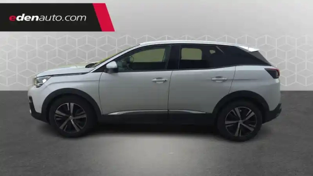 Peugeot 3008 1.2 puretech 130ch s&amp;s bvm6 — photo 2
