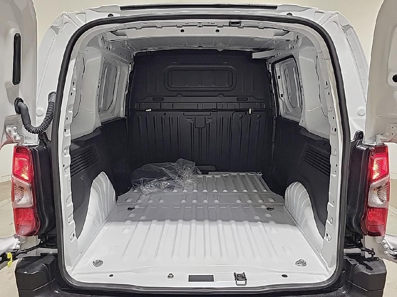 Citroën Berlingo van m diesel 100 ch manuelle — photo 14