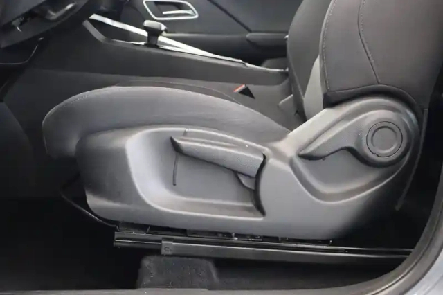Mg Zs 1.5 l hybrid+ 197 ch — photo 102