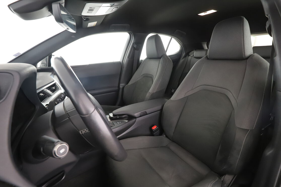 Lexus UX-Serie 250h Pack Confort Business 2WD — photo 9