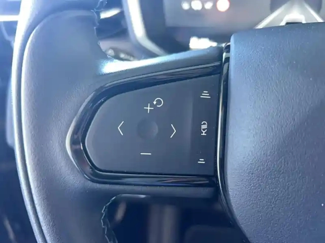 Lynk&Amp;Co 01 1.5 phev 261 ch dcth7 — photo 10