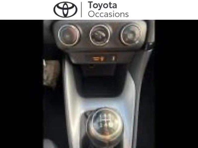 Toyota Yaris 70 vvt-i dynamic business 5p my22 — photo 10