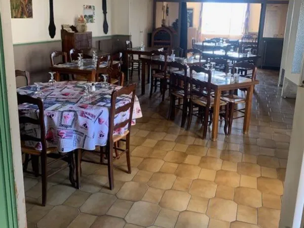 Bar Restaurant