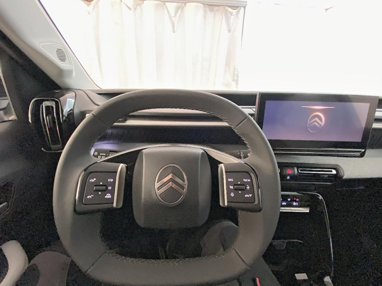 Citroën C3 Aircross hybride 145 ch aut max — photo 12