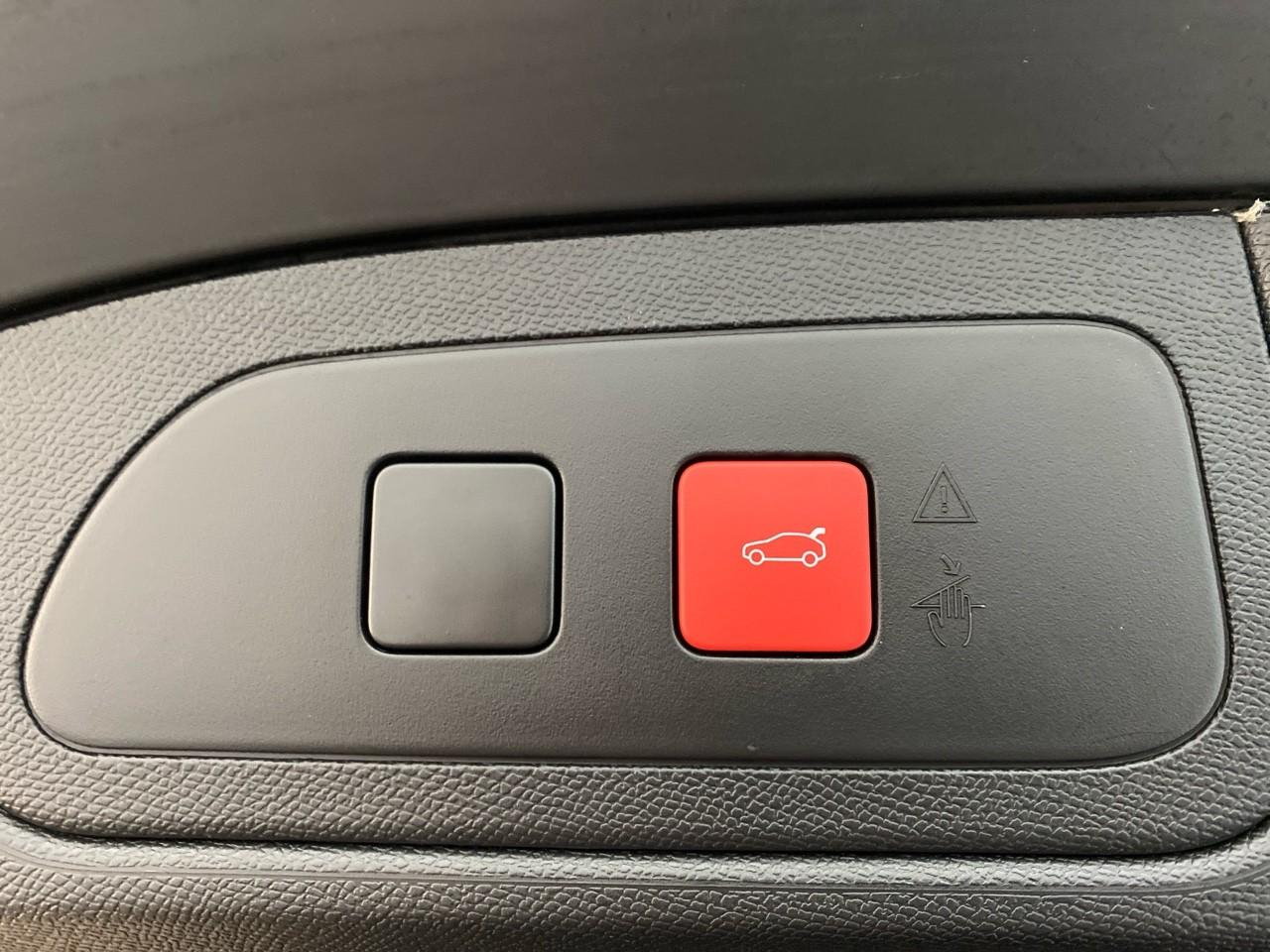 Ds Ds 7 crossback hybride rechargeable e-tense 300 eat8 4x4 etoile — photo 20