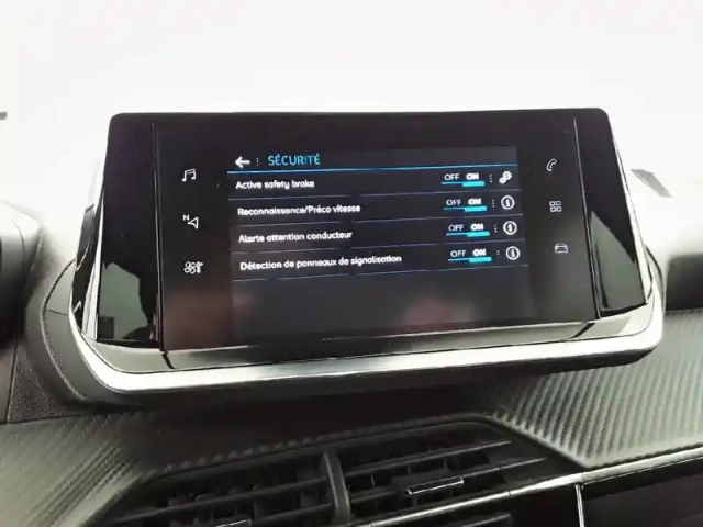 Peugeot 2008 bluehdi 130 s&amp;s eat8 — photo 22