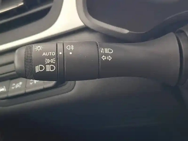 Renault Captur tce 90 — photo 36
