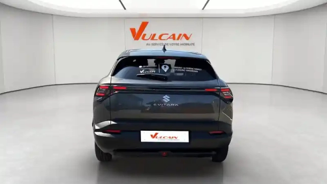 Suzuki Vitara e  61 kwh — photo 4