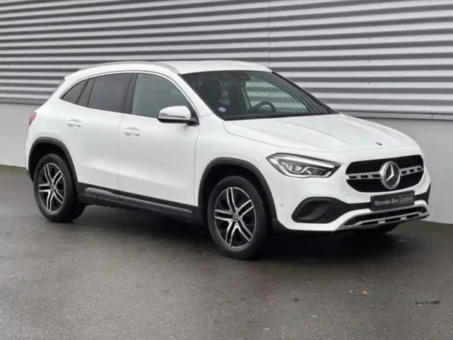 Mercedes Gla 200 progressive line — photo 7