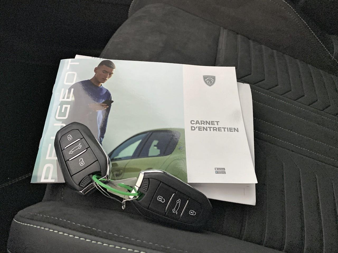 Peugeot 3008 hybrid 145 e-dcs6 gt — photo 18