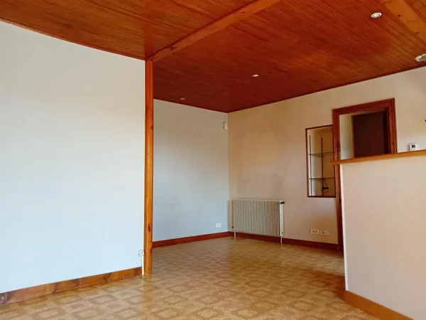 Maison Location Montverdun 3p 59m² 800€