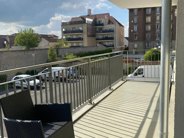 Appartement 3 pièces 603 m²