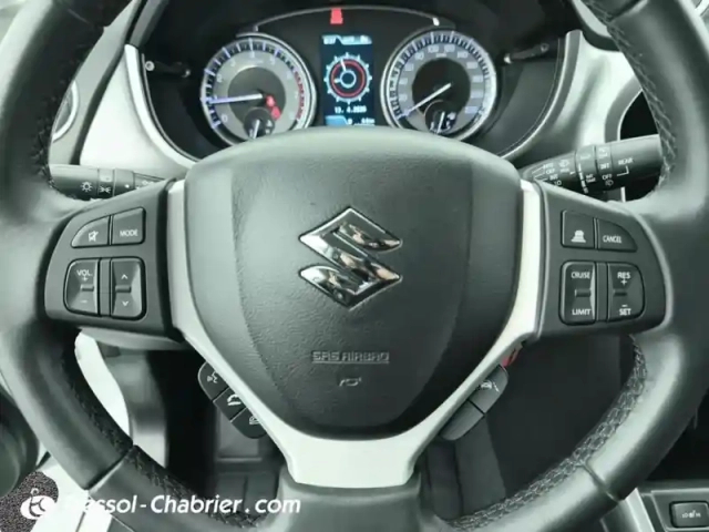 Suzuki Vitara 1.0 boosterjet allgrip privilège — photo 16