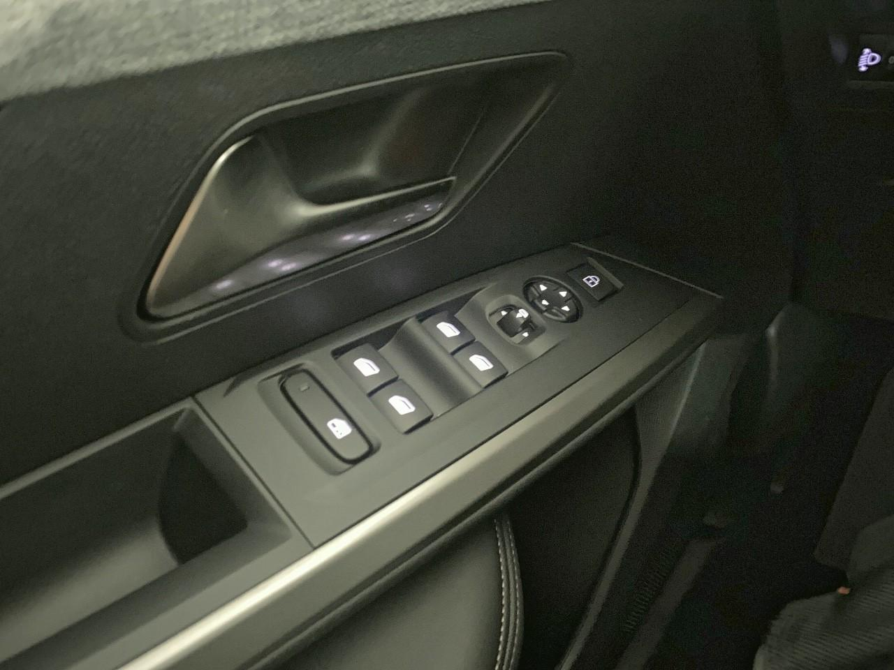 Peugeot 5008 hybrid 145 ch e-dcs6 allure — photo 20