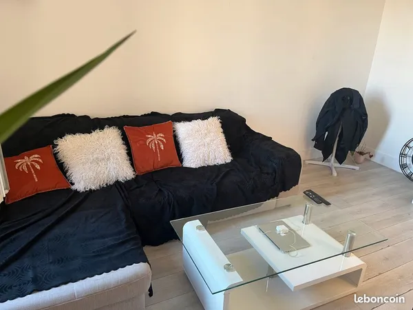 Studio meublé 22m2- Porte de la Villette-Tout inclus-26 oct. Au 26 déc