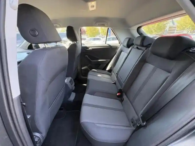 Volkswagen T-Roc 1.5 tsi evo 150ch life plus dsg7 — photo 11
