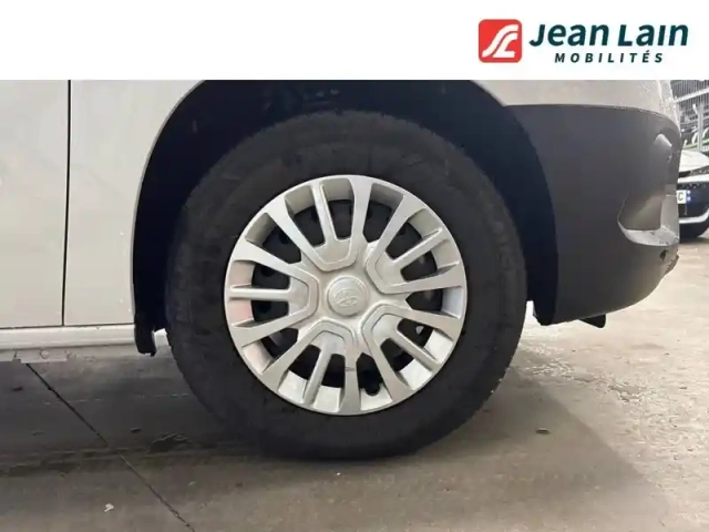 Toyota Proace city electric medium 50kwh — photo 9