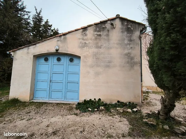 Stationnement Location Saint-Rémy-de-Provence   230€