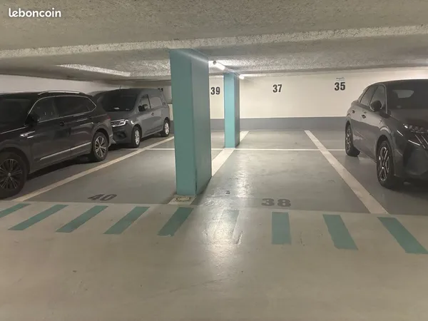 Emplacement de parking double 53 rue d'Hauteville 75010 PARIS