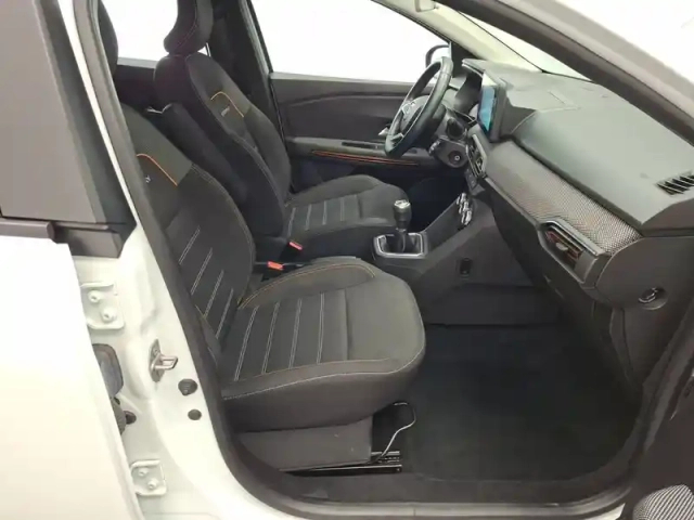 Dacia Sandero eco-g 100 — photo 23