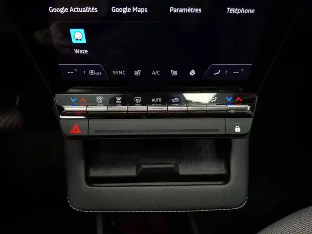 Renault Megane e-tech ev60 220 ch super charge — photo 42