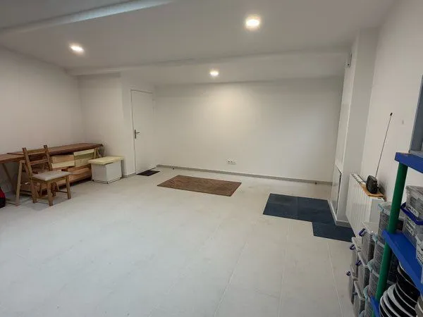 Local commercial / bureau 32 m² refait à neuf