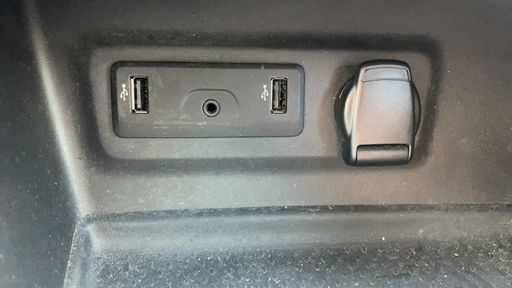 Renault Megane Estate 1.5 dCi 110 - Intens – 2018 – 111679 km – Diesel – Boîte Manuelle — photo 27