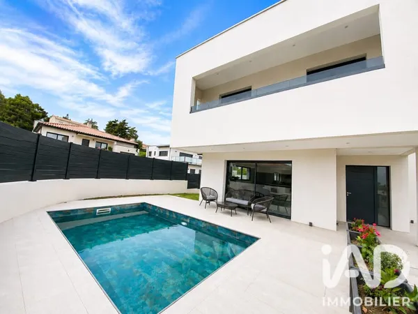 Maison 5 pièces 192 m²