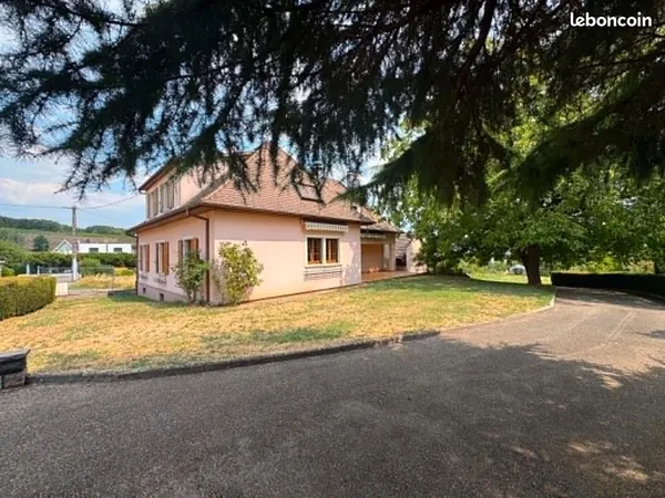 Maison 8 pièces 186 m²
