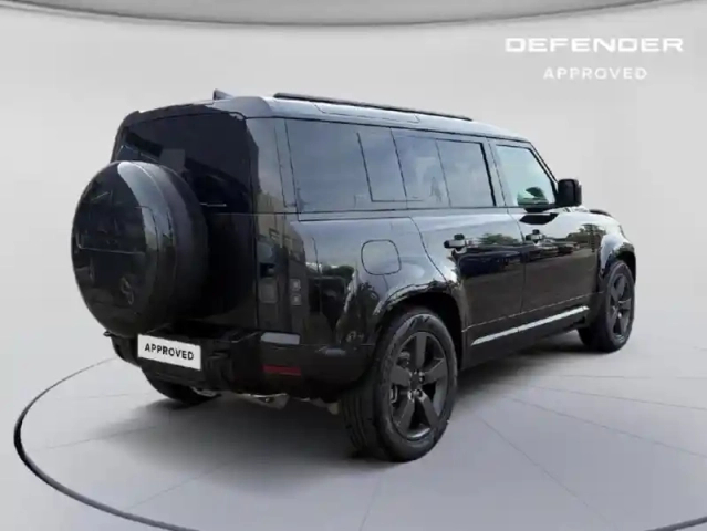 Land Rover Defender 110 2.0 p300e phev x-dynamic se — photo 6