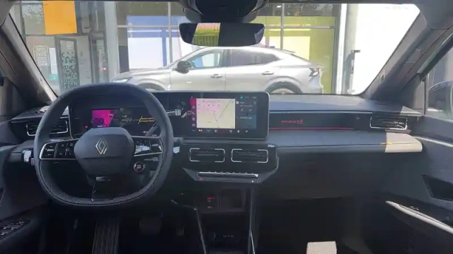 Renault 4 renault  e-tech electrique 150 ch autonomie confort — photo 9