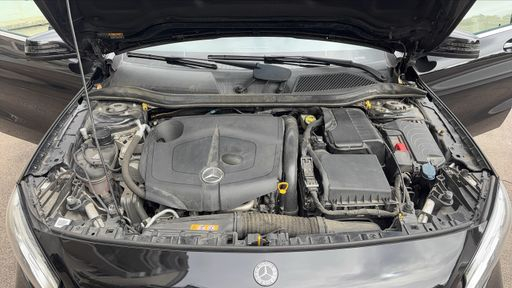 Mercedes Classe GLA 200 d 136 7G-DCT - Whiteart Edition – 2017 – 145756 km – Diesel – Boîte Automatique — photo 23