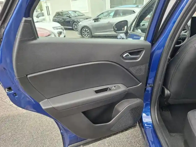 Renault Captur tce 90 ch — photo 19