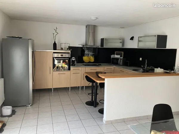 Loue Appart T3 88M2 Lumineux avec pompe à chaleur