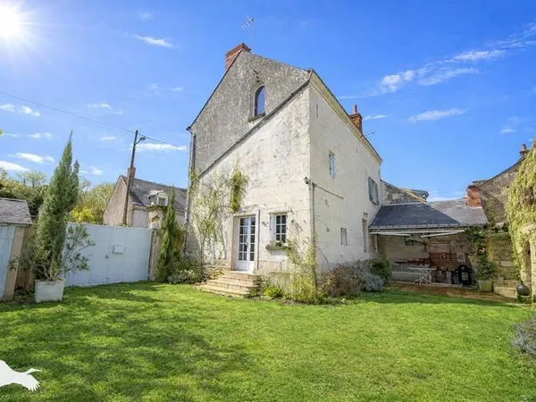 Maison en pierre de 4 pièces principales