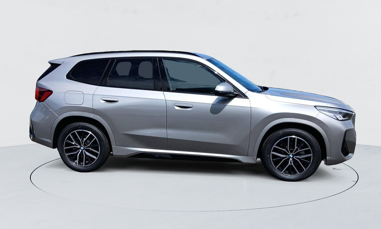 BMW X1 — photo 8