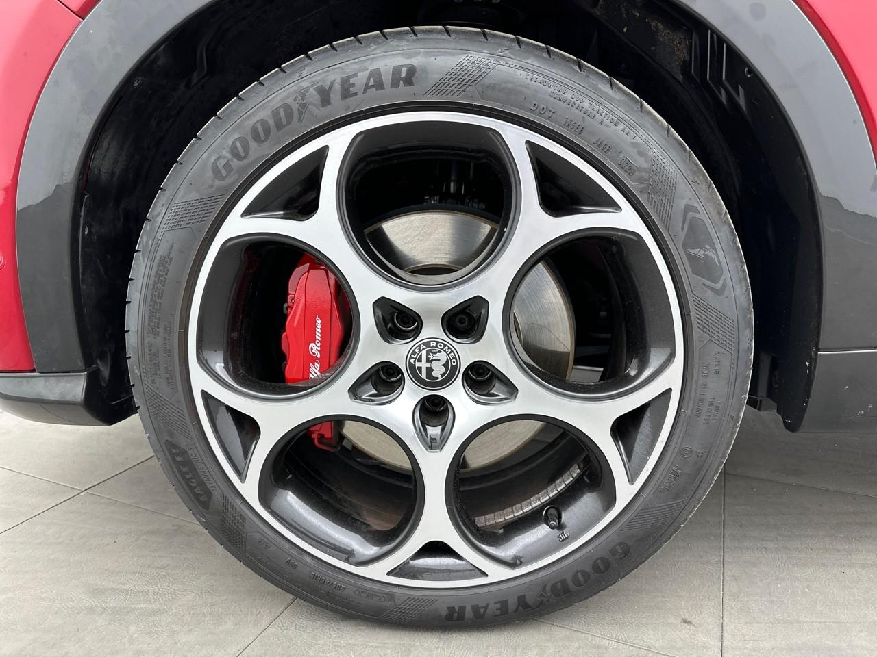 Alfa Romeo Tonale 1.5 hybrid 160 ch vgt tct7 veloce — photo 14