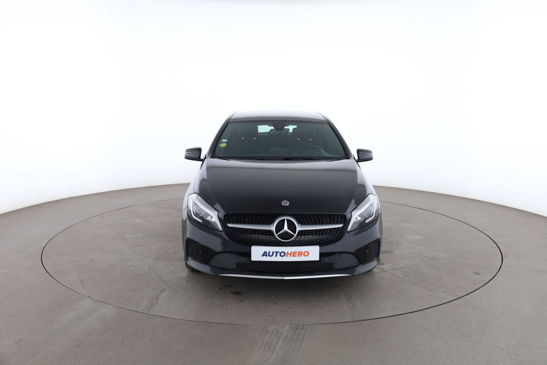 Mercedes-Benz Classe A 180 d Sensation 7G-DCT — photo 8